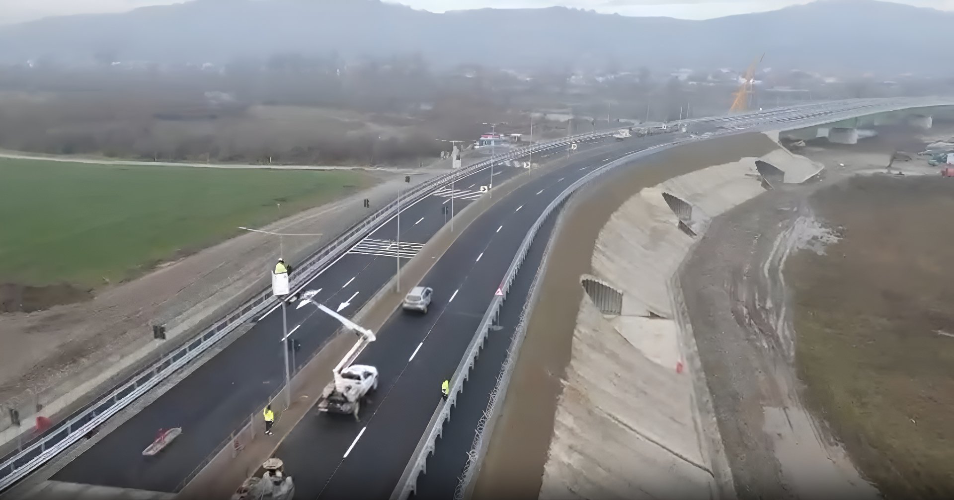 Відео дня: Румунія завершила будівництво митного переходу на кордоні з Україною (ВІДЕО)