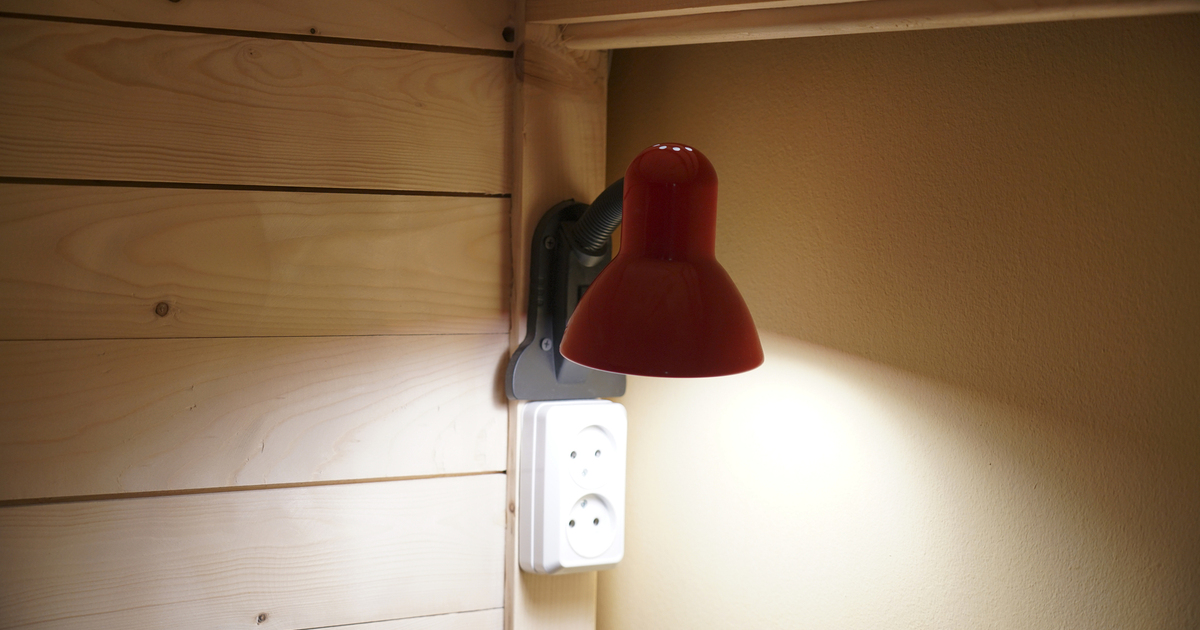 Опублікували графіки відключення світла на Закарпатті 14 лютого