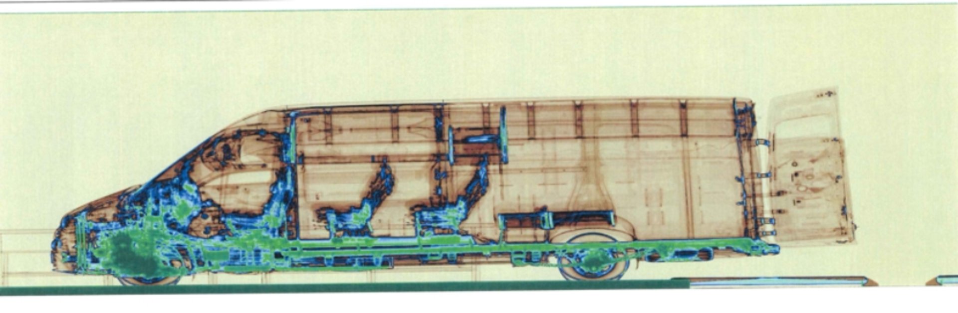 На КПП Вишнє Нємецке-Ужгород словацькі митники виявили незаконні боєприпаси (ФОТО)